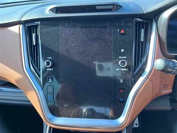 Subaru Outback, 2022г, полный привод, вариатор