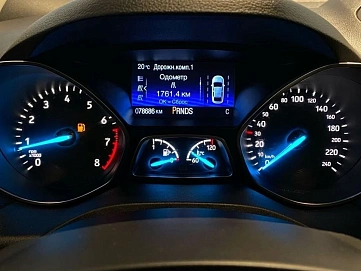 Ford Kuga, 2016г, передний привод, автомат