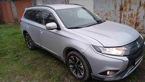 Mitsubishi Outlander, 2021г, полный привод, вариатор