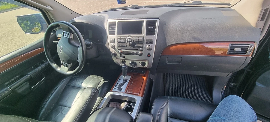Infiniti QX56, 2008г., полный привод, автомат