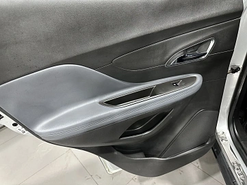 Opel Mokka, 2013г, передний привод, механика