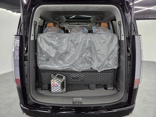 Hyundai Staria, 2024г, полный привод, автомат