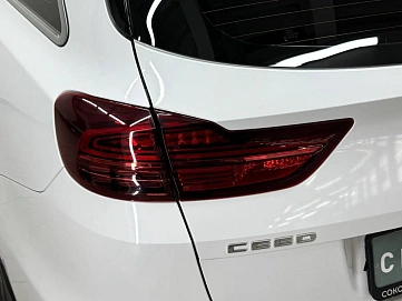 Kia Ceed, 2021г, передний привод, робот