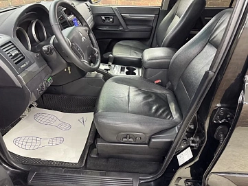 Mitsubishi Pajero, 2012г, полный привод, автомат