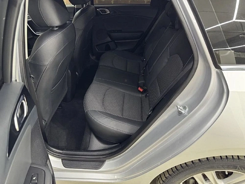 Kia Ceed, 2018г, передний привод, автомат