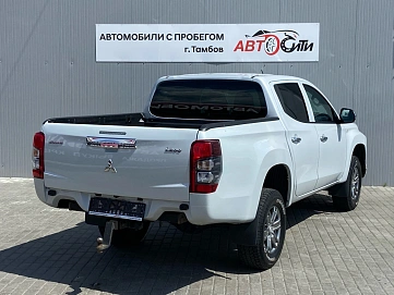 Mitsubishi L200, 2019г, полный привод, механика