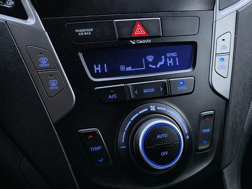 Hyundai Santa Fe, 2016г, полный привод, автомат