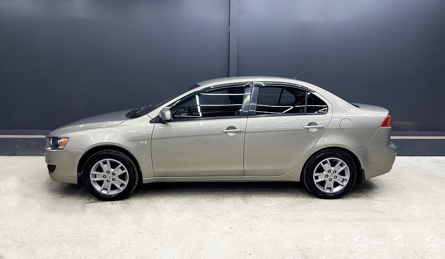 Mitsubishi Lancer, 2007г., передний привод, механика
