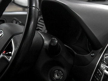 Hyundai Solaris, 2011г, передний привод, механика