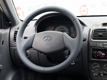 Hyundai Accent, 2005г, передний привод, автомат