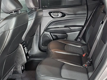 Jeep Compass, 2022г, передний привод, автомат