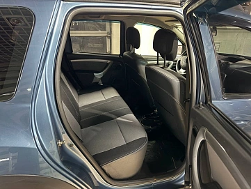 Renault Duster, 2012г, полный привод, механика