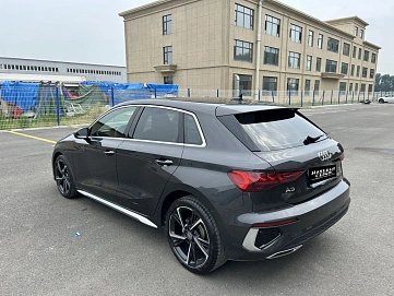 Audi A3, 2021г, передний привод, автомат