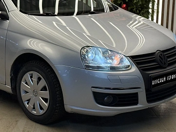 Volkswagen Jetta, 2008г, передний привод, автомат