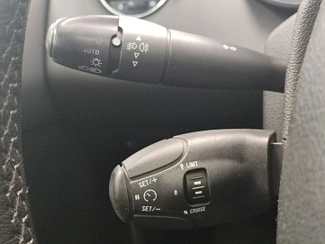 Peugeot 308, 2008г, передний привод, автомат