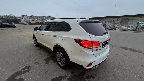 Hyundai Santa Fe, 2016г, полный привод, автомат
