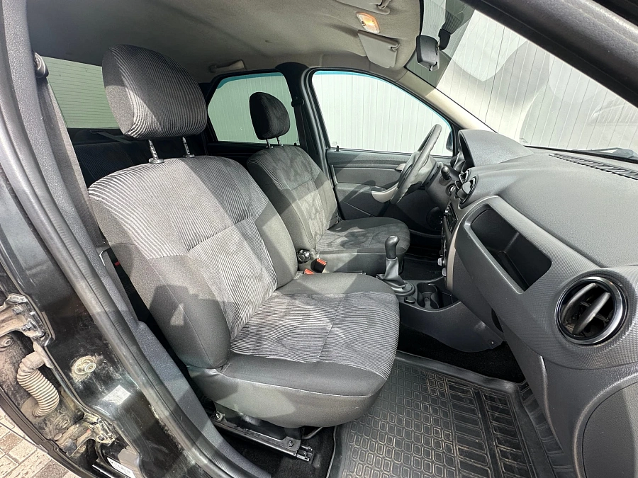 Renault Logan, 2015г., передний привод, механика