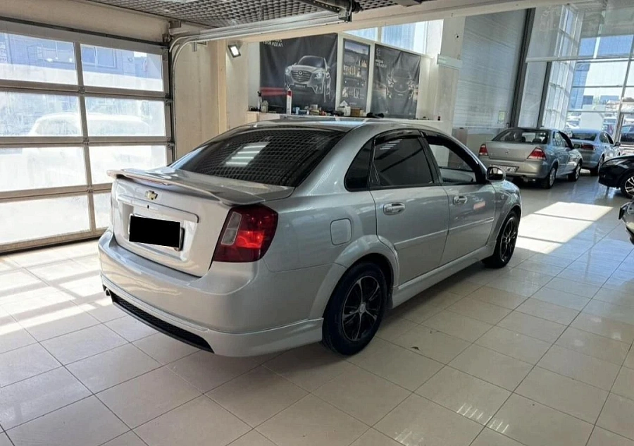 Chevrolet Lacetti, 2006г., передний привод, механика