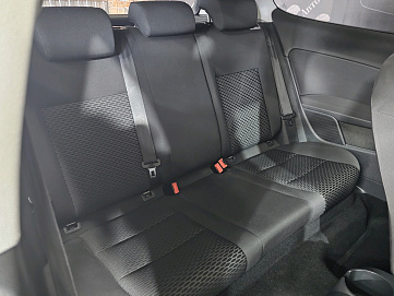 Volkswagen Golf, 2010г, передний привод, робот