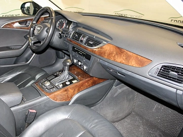 Audi A6, 2011г, передний привод, автомат