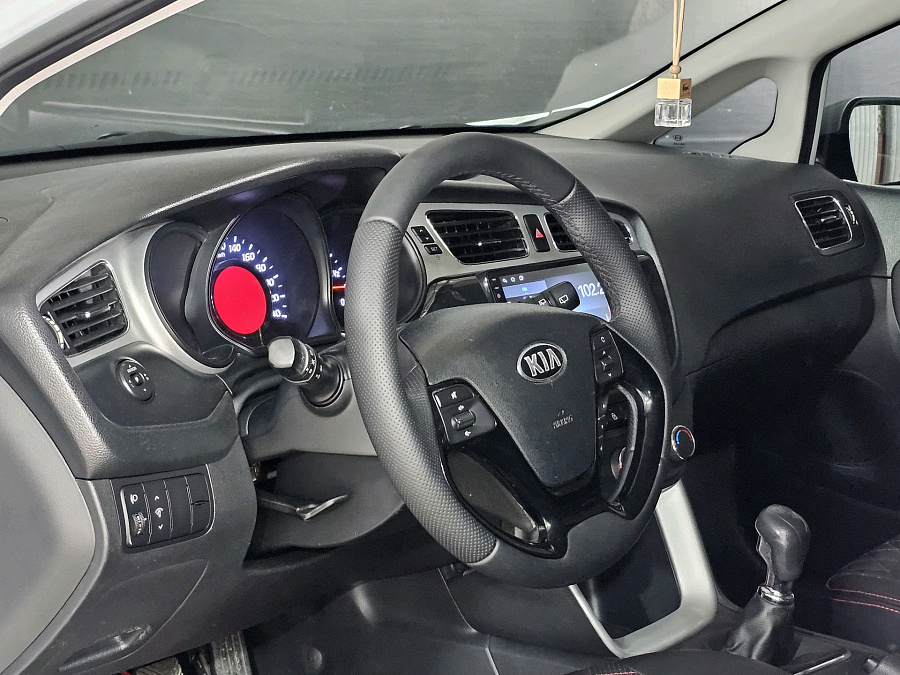 Kia Ceed, 2012г., передний привод, механика