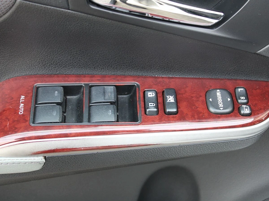 Toyota Camry, 2013г., передний привод, автомат