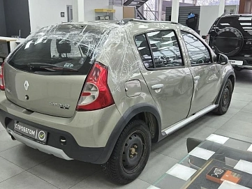 Renault Sandero, 2012г, передний привод, механика