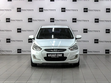 Hyundai Solaris, 2013г, передний привод, автомат