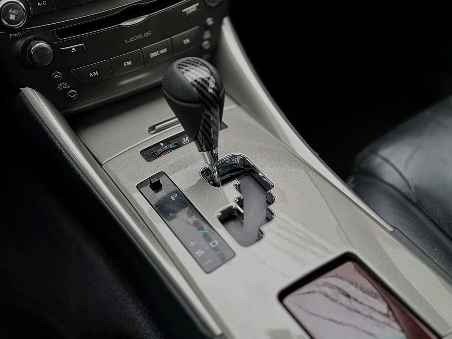 Lexus IS, 2006г., передний привод, автомат