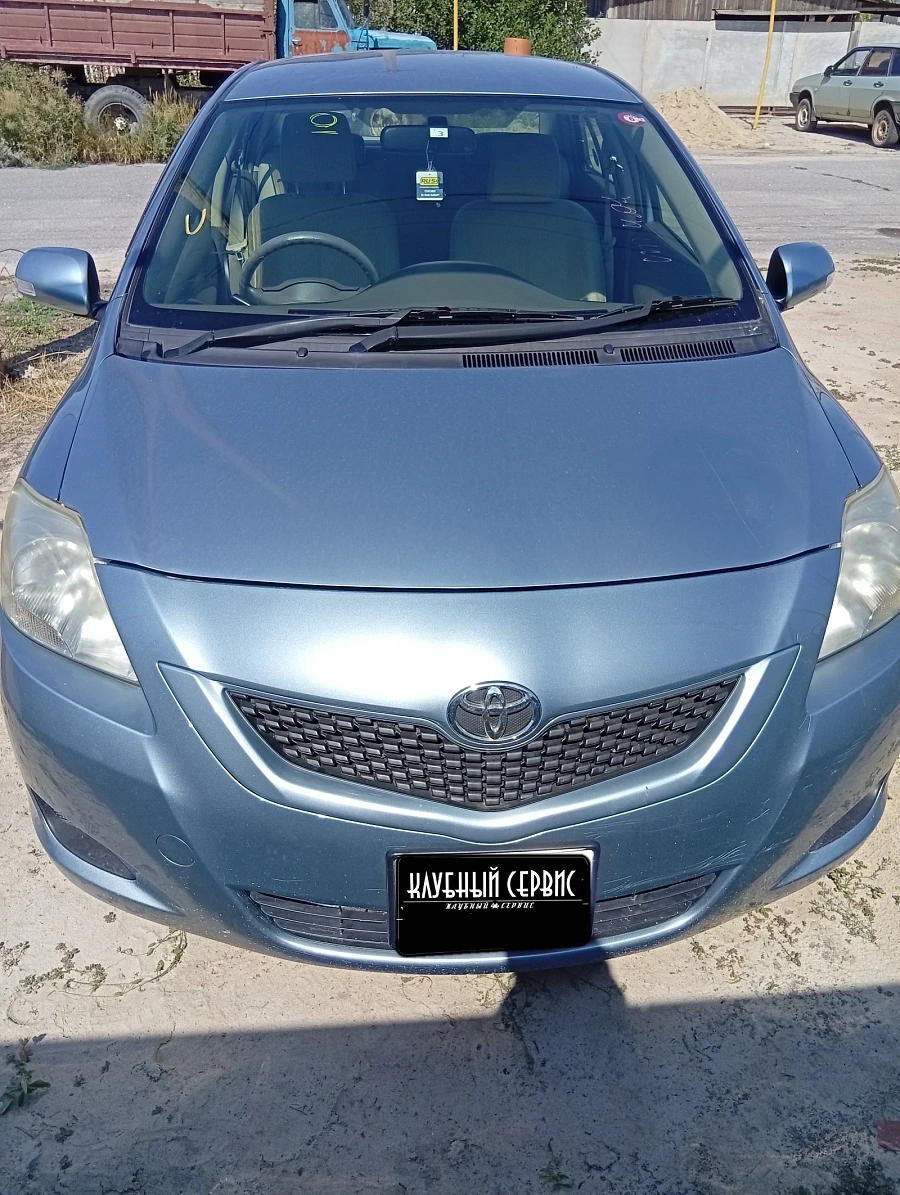 Toyota Belta, 2010г., передний привод, вариатор