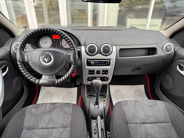 Renault Logan, 2011г, передний привод, автомат