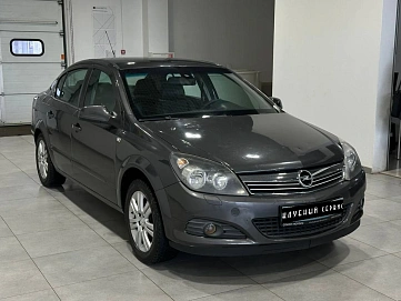 Opel Astra, 2011г, передний привод, механика