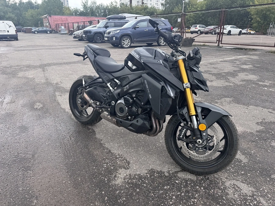 Suzuki GSX S 1000, 2023г.