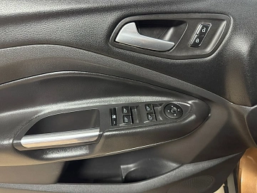 Ford Kuga, 2013г, полный привод, автомат