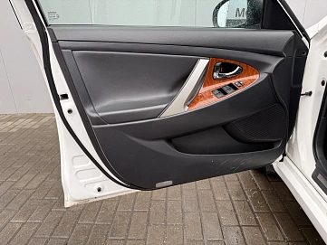 Toyota Camry, 2011г, передний привод, автомат