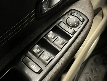 Renault , 2011г., передний привод, механика