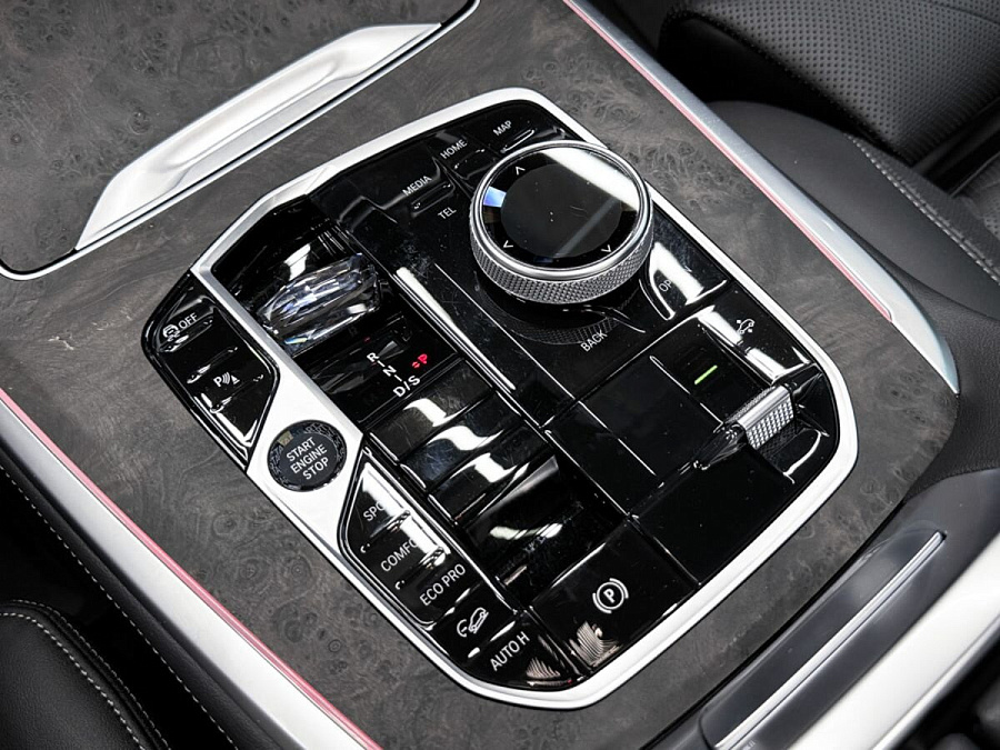 BMW X7, 2024г., полный привод, автомат