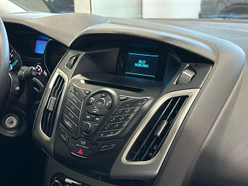 Ford Focus, 2014г, передний привод, робот