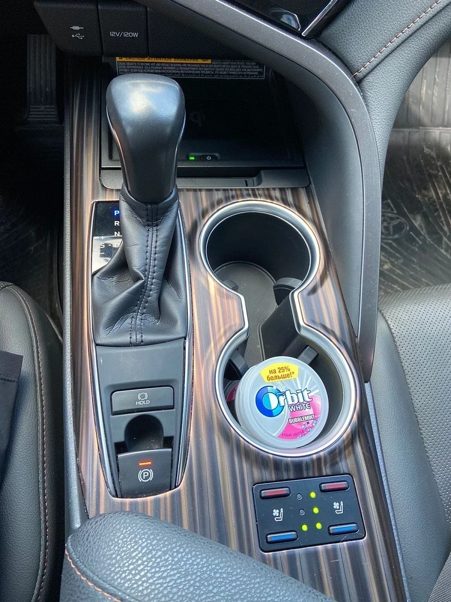 Toyota Camry, 2018г., передний привод, автомат