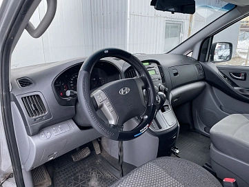 Hyundai , 2011г., передний привод, автомат