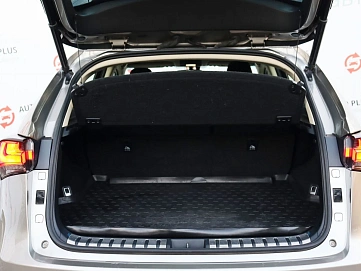 Lexus NX, 2017г, полный привод, вариатор