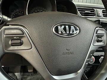 Kia Rio, 2015г., передний привод, механика
