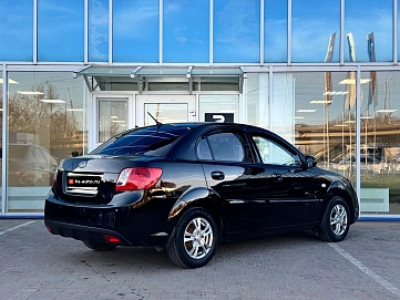 Kia Rio, 2010г., передний привод, механика