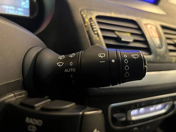 Renault Megane, 2011г, передний привод, автомат