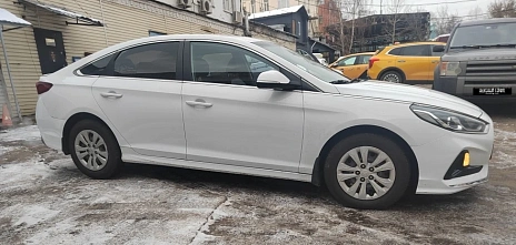 Hyundai Sonata, 2018г, передний привод, автомат