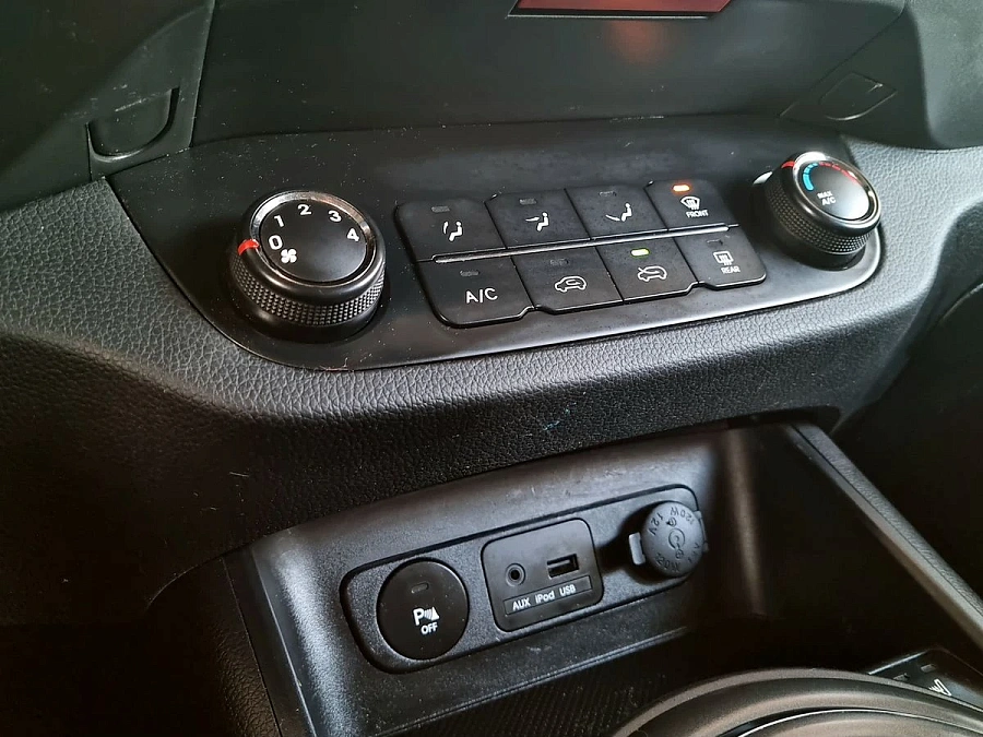 Kia Sportage, 2010г., передний привод, механика