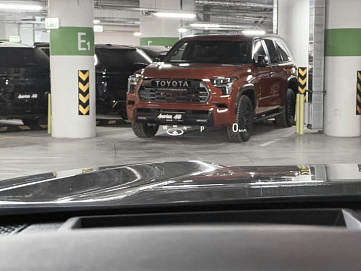 Toyota Sequoia, 2024г, полный привод, автомат