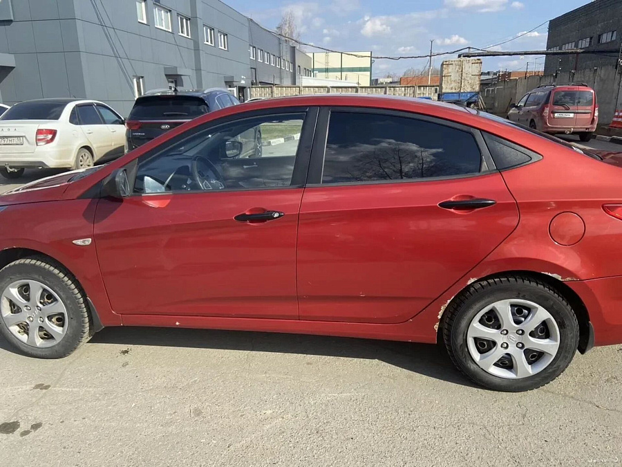 Hyundai Solaris, 2012г., передний привод, механика