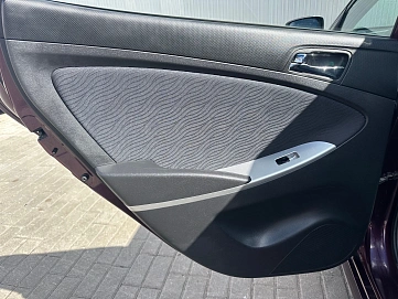 Hyundai Solaris, 2011г., передний привод, механика