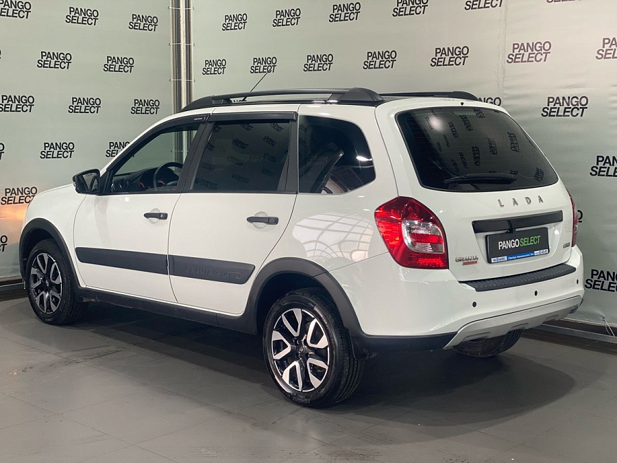 Lada (ВАЗ) Granta, 2021г., передний привод, механика